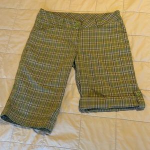 Green plaid Lole golf shorts